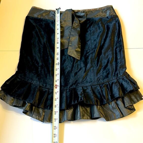 Roberta Scarpa made in Italy women’s ruffle skirt size 44 US 10 - Picture 10 of 11